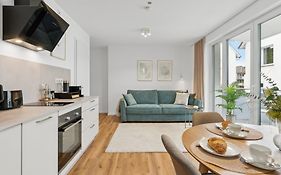 Deluxe Apartment In Bielefeld City Mit Parkplatz Und Balkon